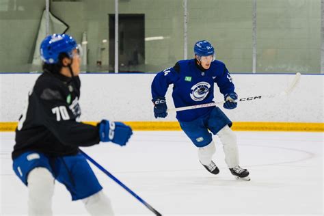 vancouver canucks lines